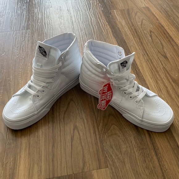 Vans Shoes - Women 6 high top white vans